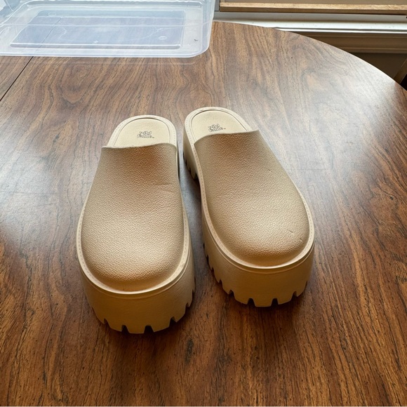 Wild Fable Platform Clogs - Picture 2 of 5